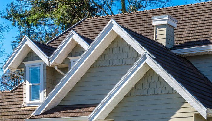 Navigating the Process of Hiring the Best Roofing Service