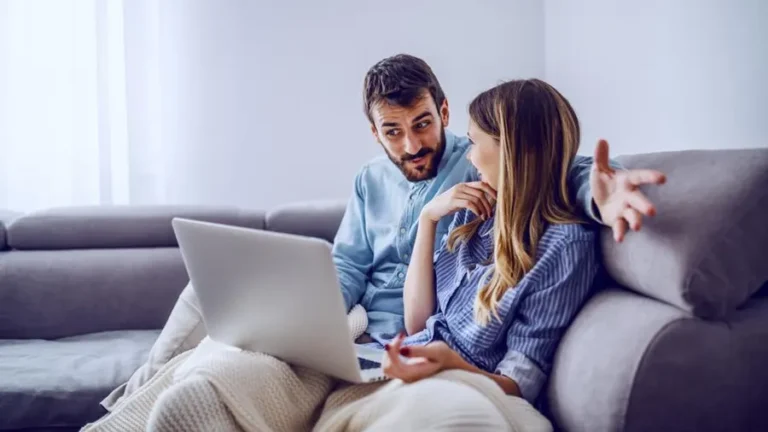 Stop Overpaying: How to Switch Broadband UK and Keep More Money in Your Pocket